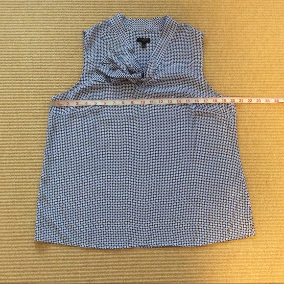 Talbots Blue Sleeveless V-Neck Front Tie Top - LP - Picture 5 of 11